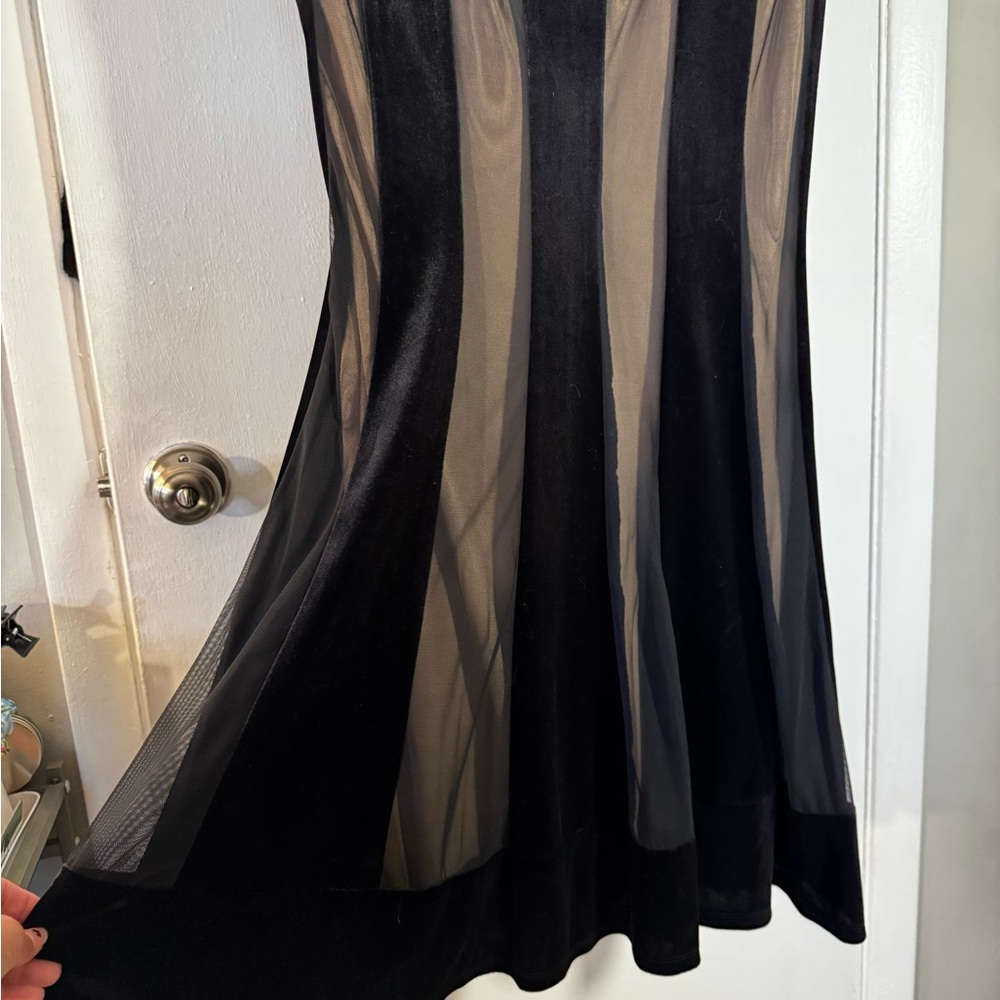 🖤 Connected Apparel Velvet Black and Sheer Dress
